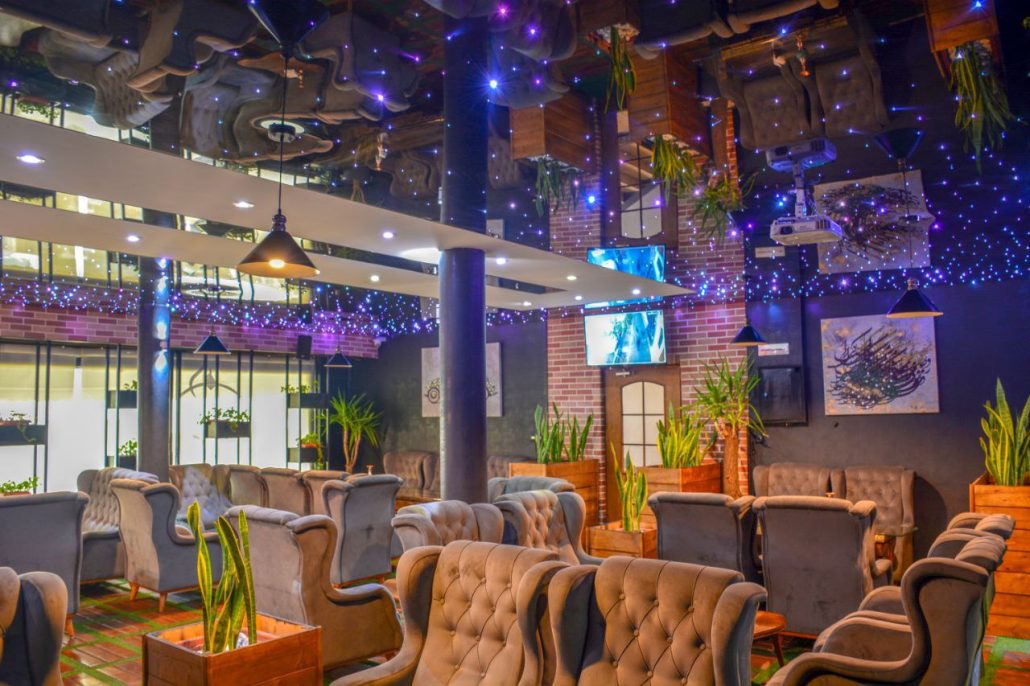 فیبر نوری در سقف