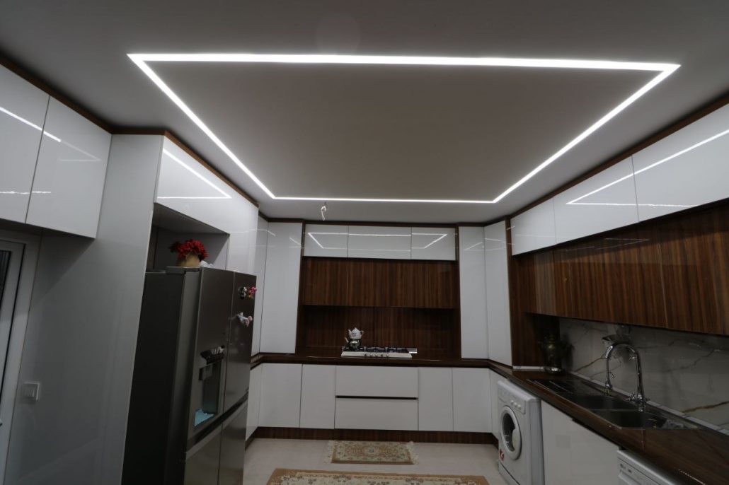 لاین نوری در اشپزخانه