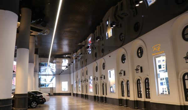 سقف کشسان در پارکینگ