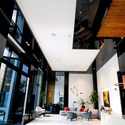 دکوراسیون مشکی سفید