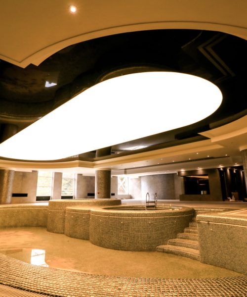 سقف نور دار کشسان