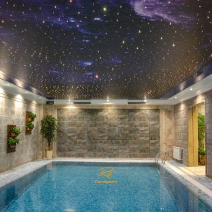 سقف کهکشانی برای استخر