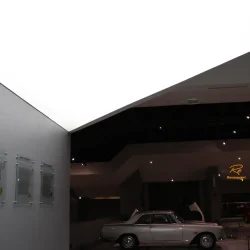 سقف پر نور